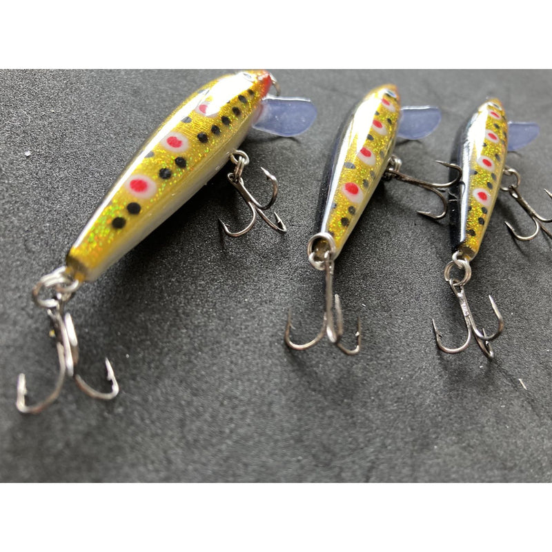 3 X Premium Quality 6.5cm 4.3g Minnow Fishing Lure With Spotty Pattern, Tackle - Bait Tackle Direct